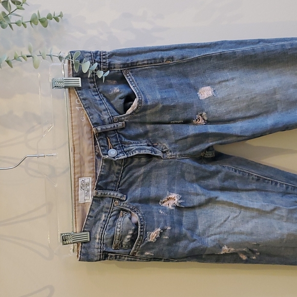 Gap Straight Leg Pink Distressed Jeans - Picture 2 of 6